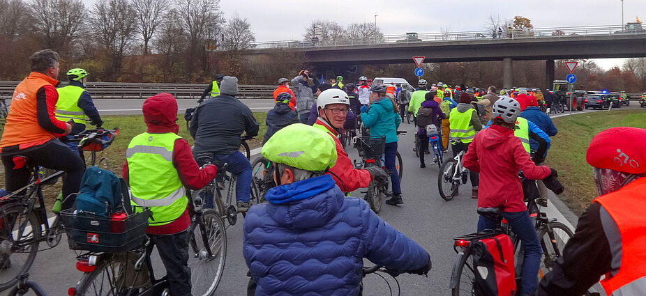 Auffahrt auf die B27